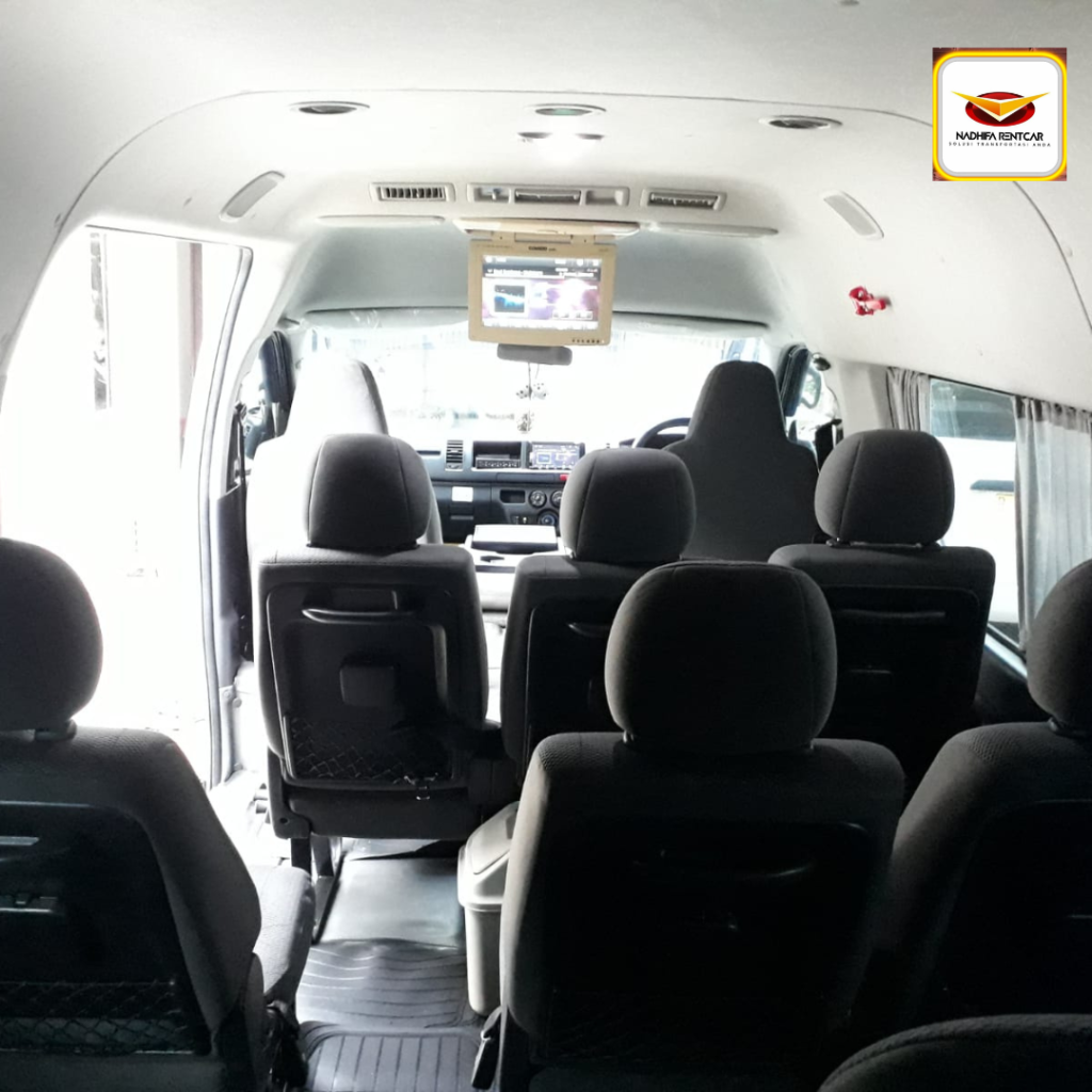 Interior Sewa Hiace Kebayoan Baru Harga Termurah 2024