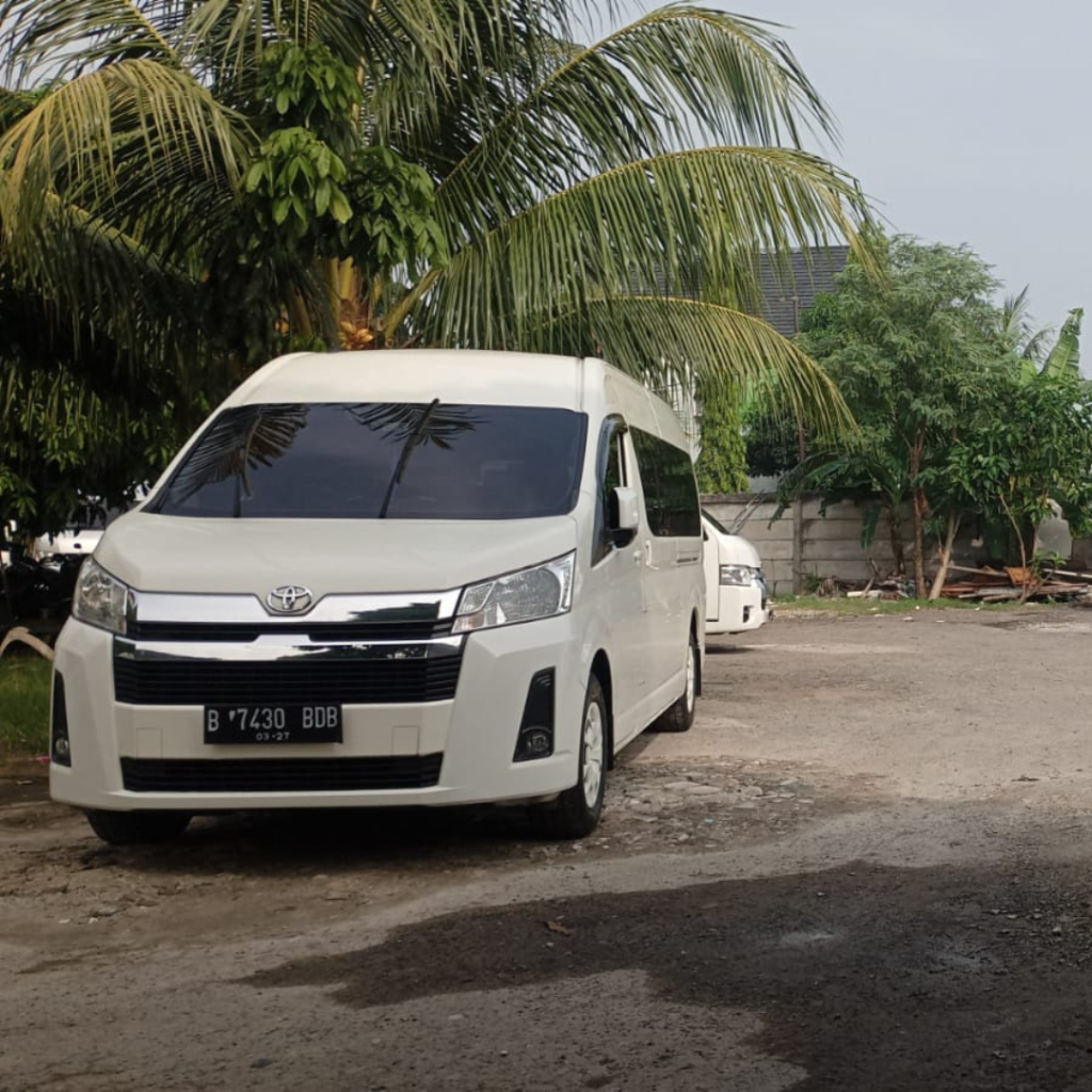 Sewa Hiace Koja 